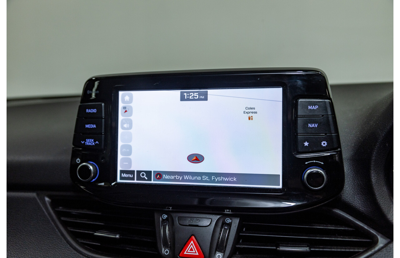 03/2018 Hyundai I30 ACTIVE FWD PD 4D Hatchback Polar White 2.0L