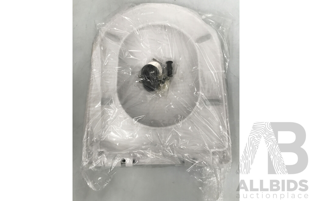 YEAUPE PRO D-Form Toilet Seat with Soft-Close Mechanism - Box of 5 - ORP $522.45