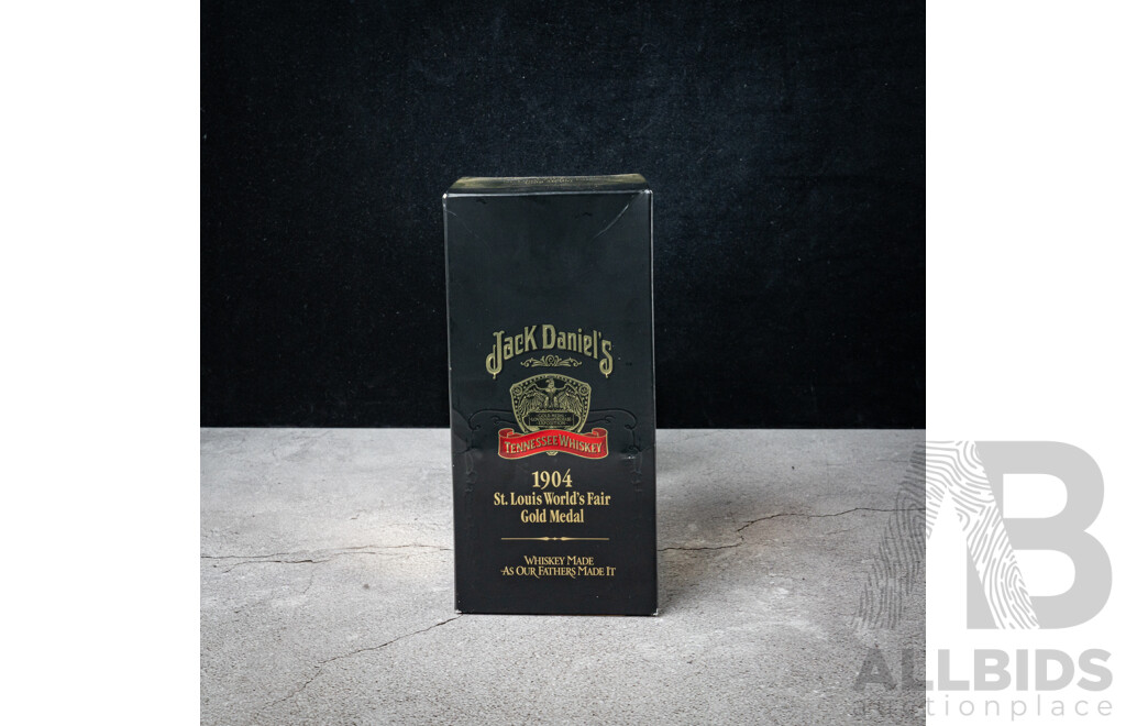Boxed Jack Daniel’s 1904 St Louis World Fair Gold Medal Tennessee Whiskey