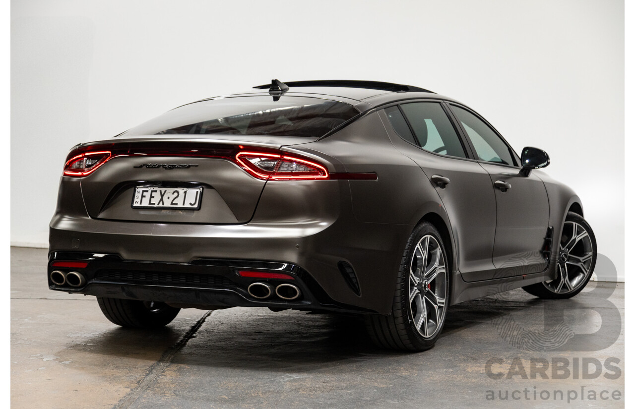 01/2018 Build 12/2017 Kia Stinger GT CK MY18 (344) 4d Sedan Hichroma Red Metallic (Grey Wrap) Twin Turbo 3.3L