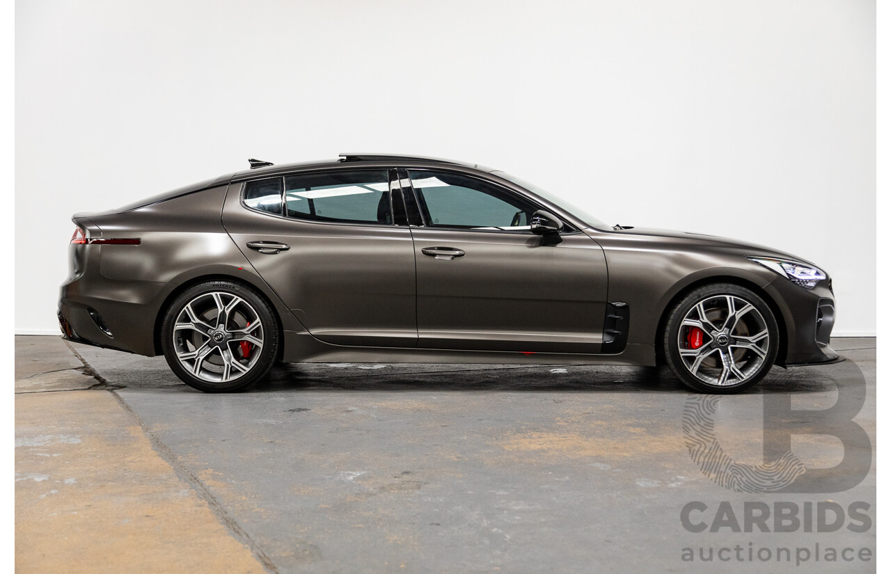 01/2018 Build 12/2017 Kia Stinger GT CK MY18 (344) 4d Sedan Hichroma Red Metallic (Grey Wrap) Twin Turbo 3.3L