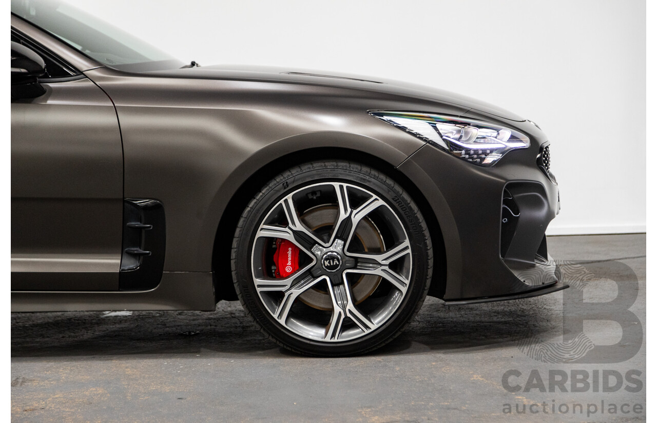 01/2018 Build 12/2017 Kia Stinger GT CK MY18 (344) 4d Sedan Hichroma Red Metallic (Grey Wrap) Twin Turbo 3.3L