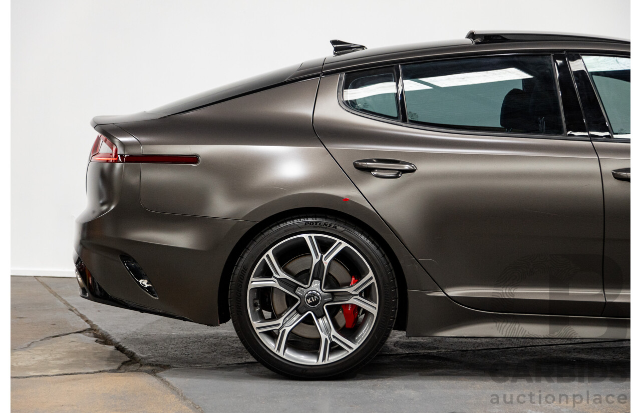 01/2018 Build 12/2017 Kia Stinger GT CK MY18 (344) 4d Sedan Hichroma Red Metallic (Grey Wrap) Twin Turbo 3.3L