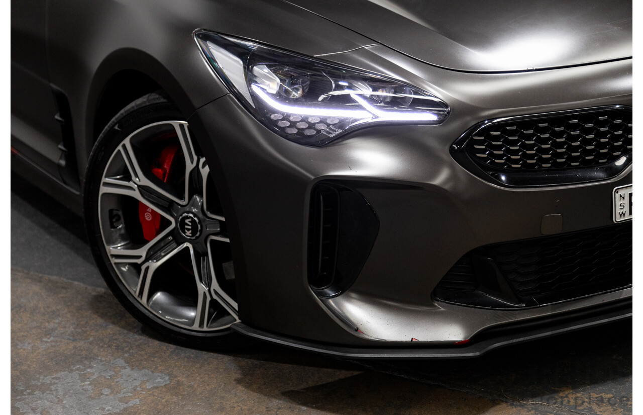 01/2018 Build 12/2017 Kia Stinger GT CK MY18 (344) 4d Sedan Hichroma Red Metallic (Grey Wrap) Twin Turbo 3.3L