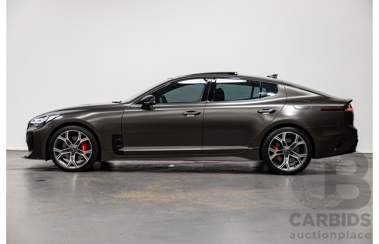 01/2018 Build 12/2017 Kia Stinger GT CK MY18 (344) 4d Sedan Hichroma Red Metallic (Grey Wrap) Twin Turbo 3.3L