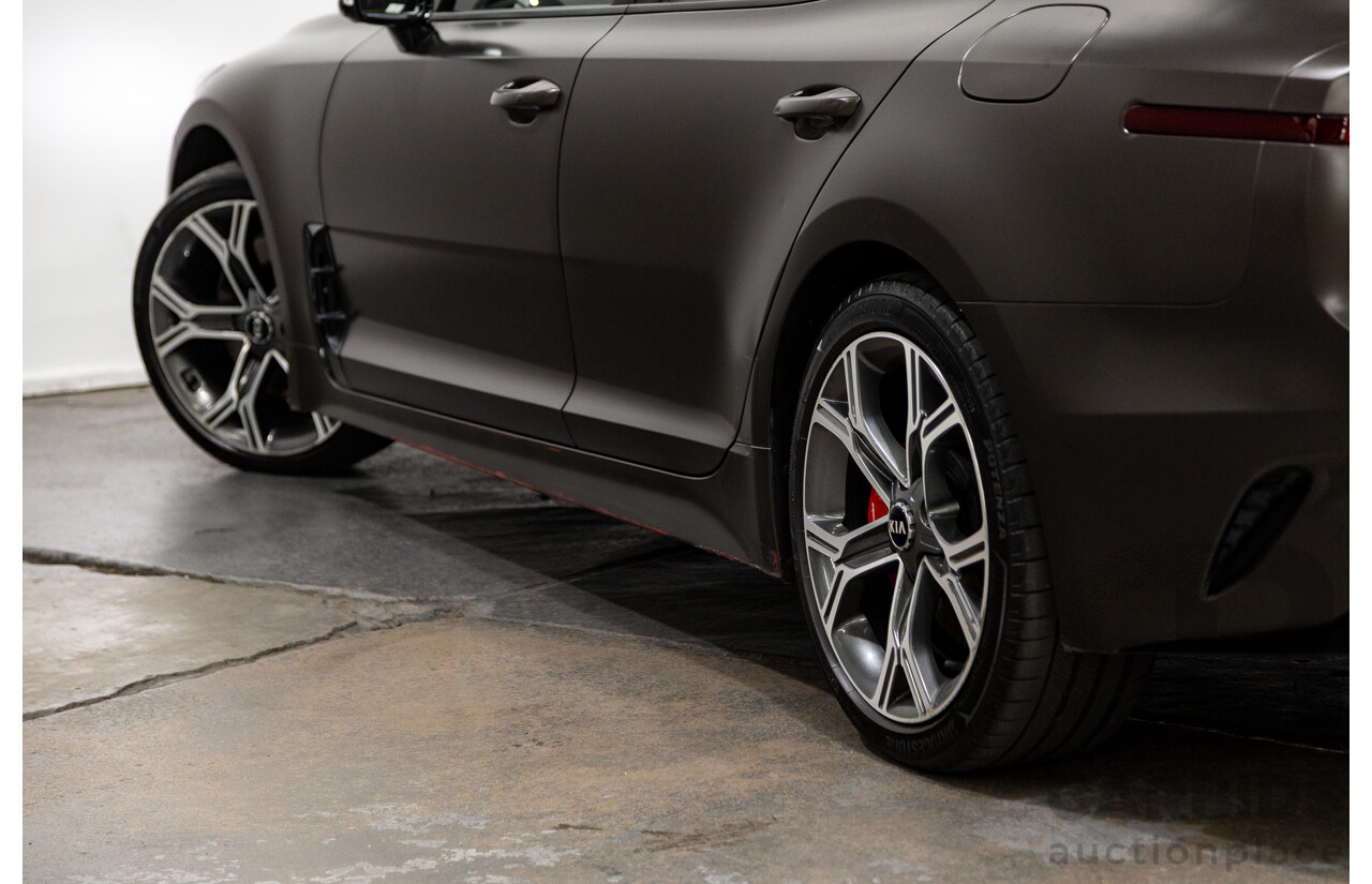 01/2018 Build 12/2017 Kia Stinger GT CK MY18 (344) 4d Sedan Hichroma Red Metallic (Grey Wrap) Twin Turbo 3.3L
