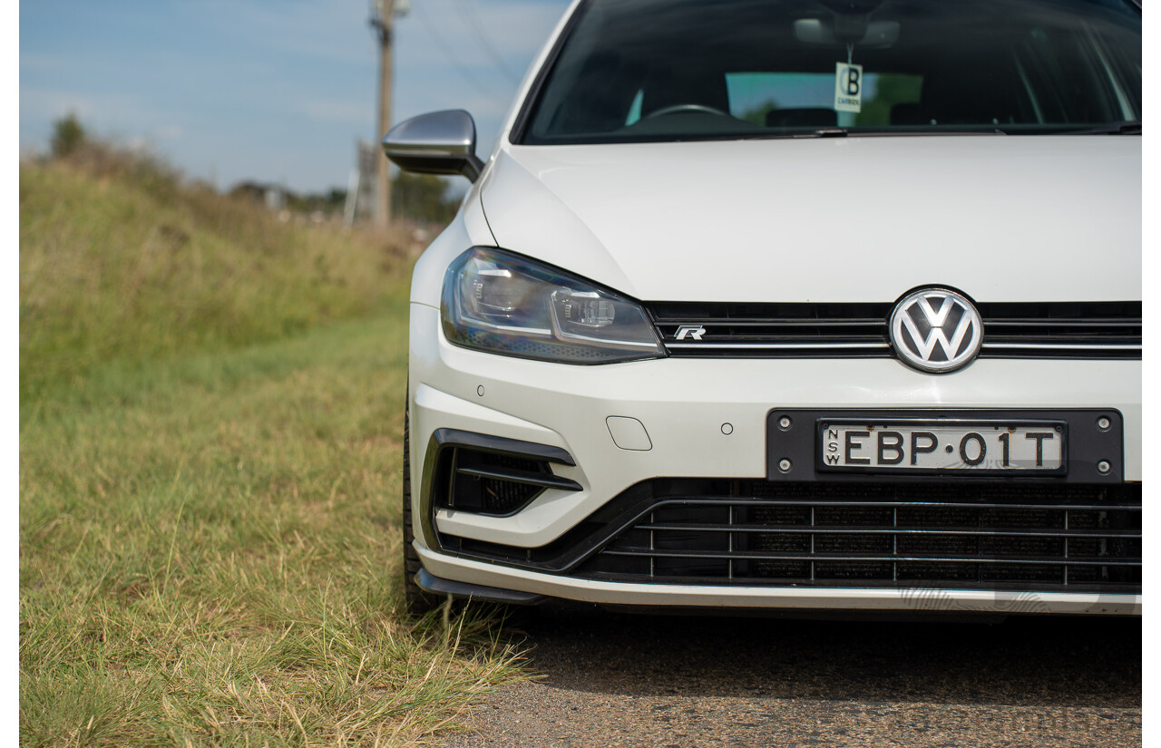 04/2019 Volkswagen Golf R (AWD) Mk7.5 AU MY19 4D Wagon Pure White Turbo 2.0L
