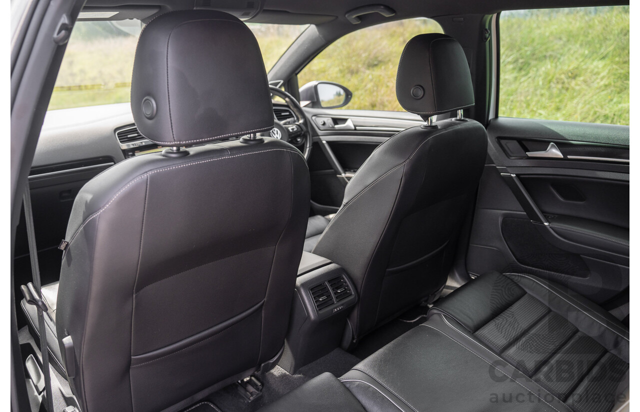 04/2019 Volkswagen Golf R (AWD) Mk7.5 AU MY19 4D Wagon Pure White Turbo 2.0L