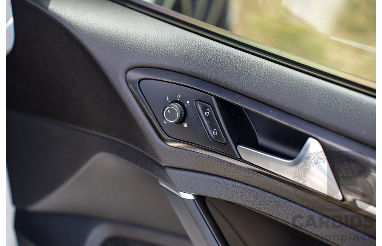 04/2019 Volkswagen Golf R (AWD) Mk7.5 AU MY19 4D Wagon Pure White Turbo 2.0L