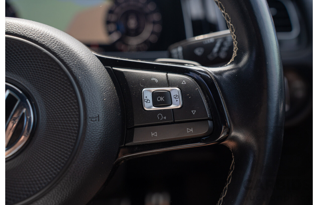 04/2019 Volkswagen Golf R (AWD) Mk7.5 AU MY19 4D Wagon Pure White Turbo 2.0L