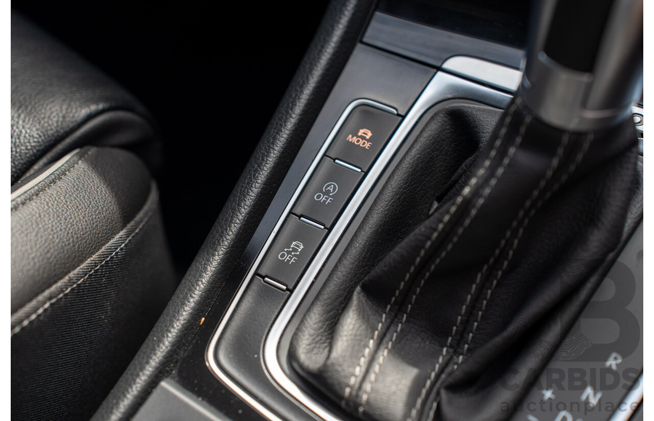 04/2019 Volkswagen Golf R (AWD) Mk7.5 AU MY19 4D Wagon Pure White Turbo 2.0L