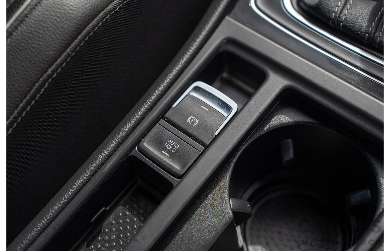 04/2019 Volkswagen Golf R (AWD) Mk7.5 AU MY19 4D Wagon Pure White Turbo 2.0L