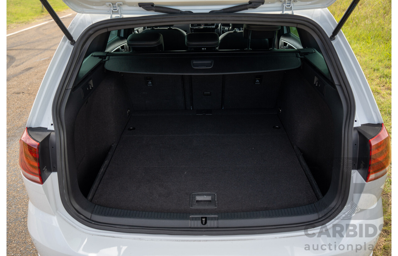 04/2019 Volkswagen Golf R (AWD) Mk7.5 AU MY19 4D Wagon Pure White Turbo 2.0L