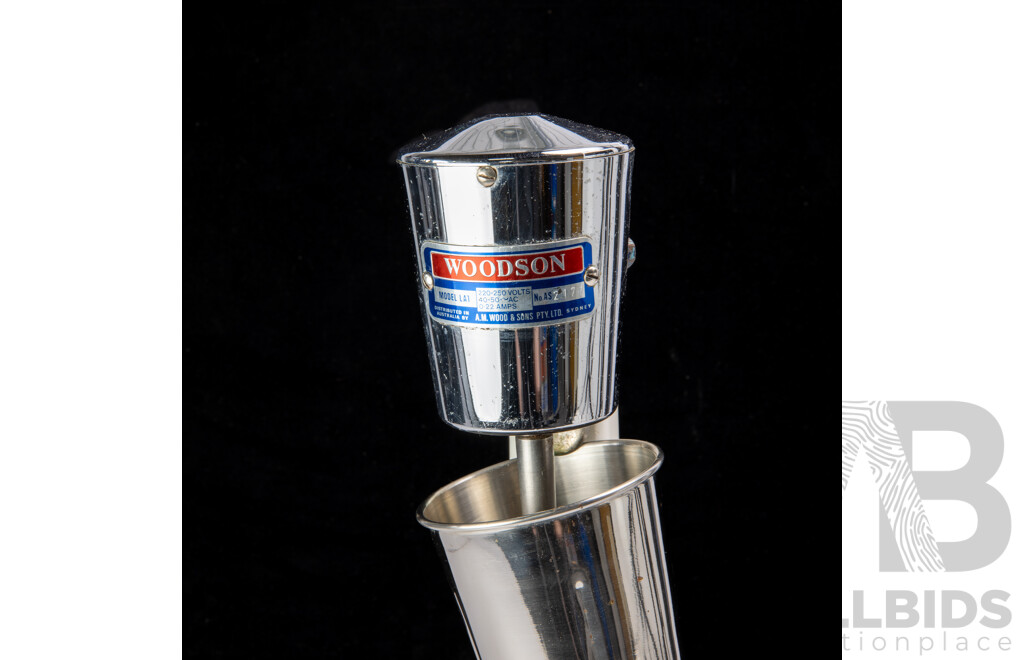 Retro Australian Woodson Milkshake Maker with Tumbler
