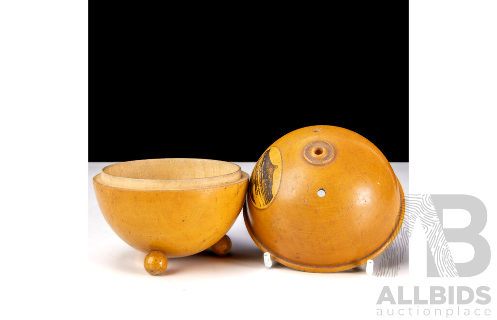 Antique Late Victorian Mauchline Ware Treen String Dispenser