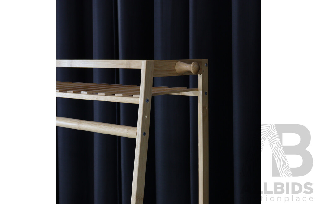Timber Combination Clothes Rack - Lot 1584375 | ALLBIDS
