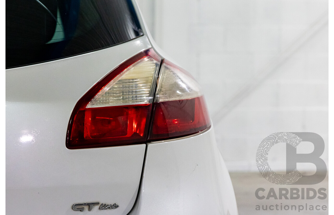 12/2014 Renault Megane Gt-Line B95 MY14 5d Hatchback Pearl White Metallic Turbo 1.2L
