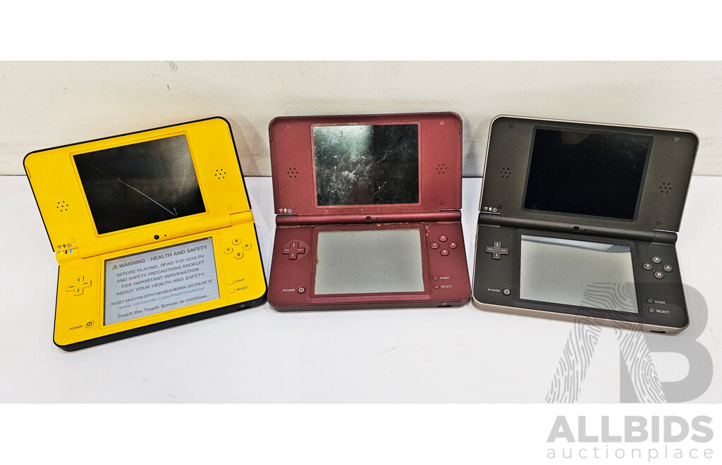 Nintendo DSi XL Hand Held Consoles