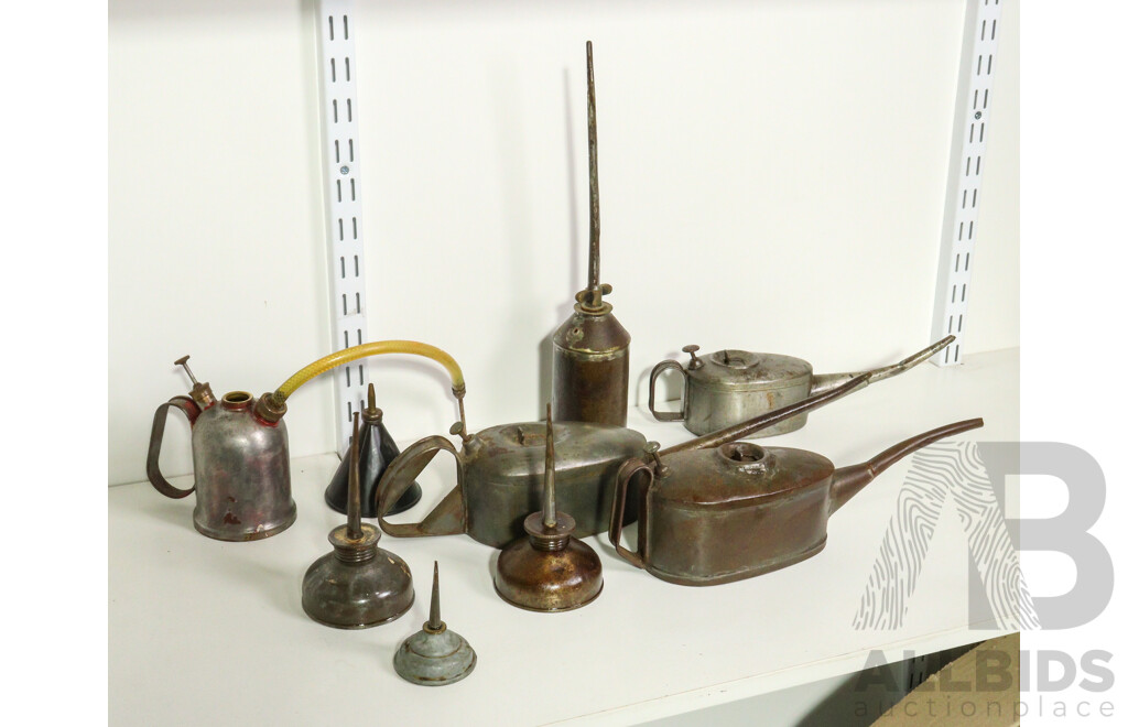 Nine Vintage Engineers Oilers Including Rega One Pint, Made in Australia