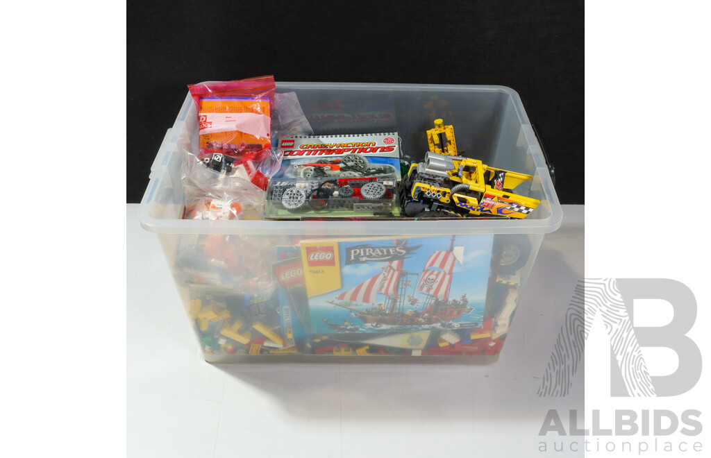Large Collection Lego Including Technic and More, Approx 12KG