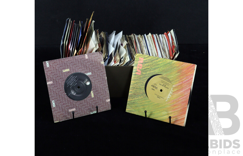 Collection Approx 101 Mostly 1960s, 70s & 80s 7 Inch Vinyl Singles Including Human League, Simple Minds, Bob Dylan and More