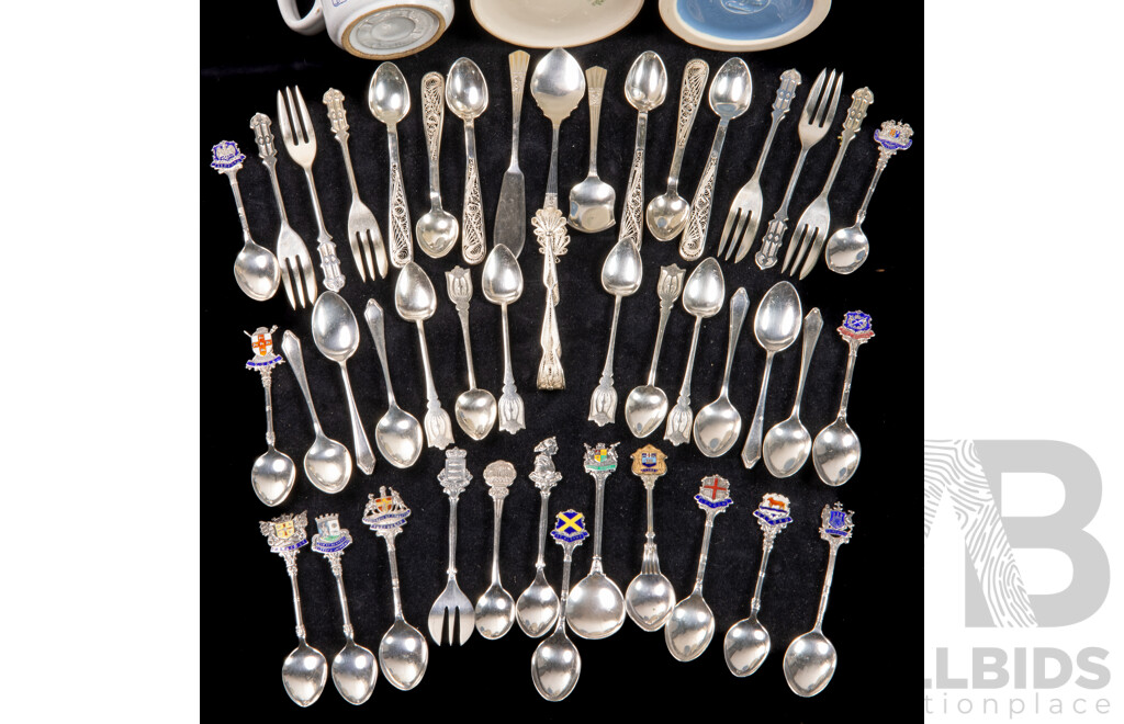 Large Collection of English Royal Memorabilia Including Queen Elizabeth II, Prince Charles and Lady Diana Spencer and More