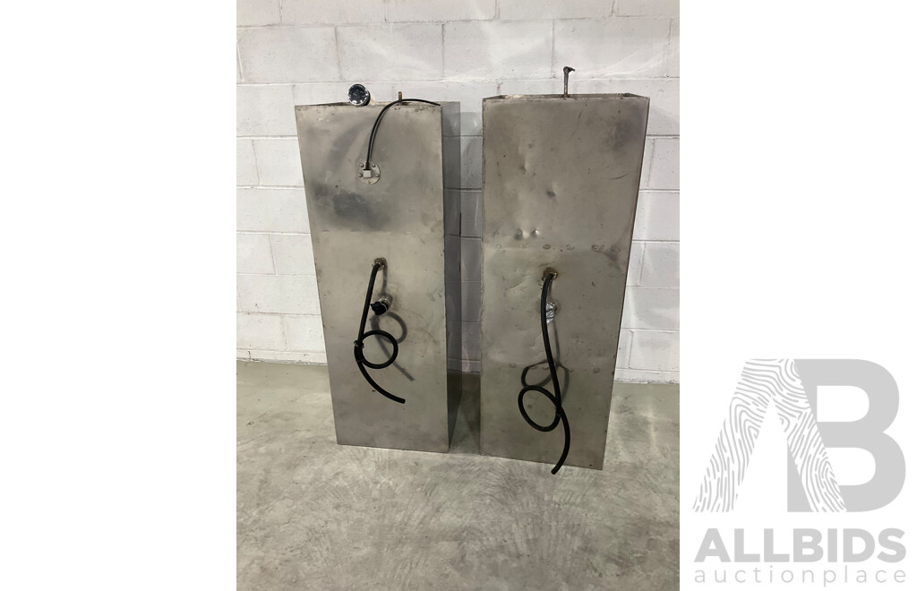 Custom Fabricated Stainless Steel Marine Water Tanks with VDO Gauges and Sender