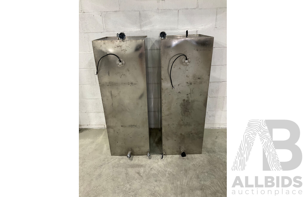 Custom Fabricated Stainless Steel Marine Fuel Tanks with VDO Gauges and Sender