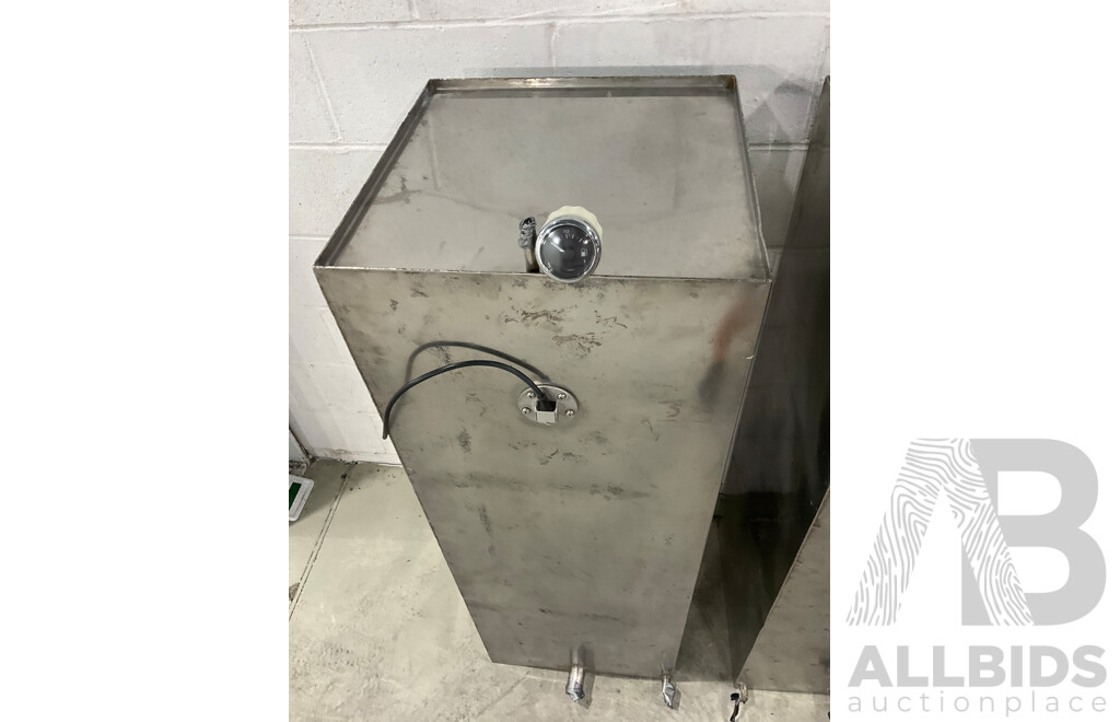Custom Fabricated Stainless Steel Marine Fuel Tanks with VDO Gauges and Sender