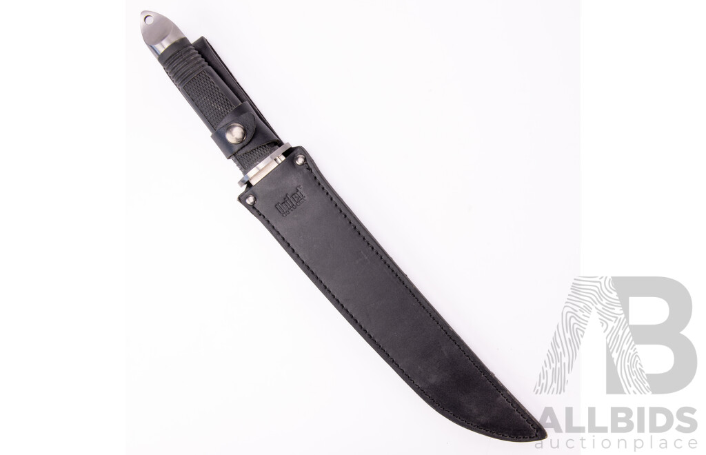 United Cutlery 440 Stainless Steel Honshu Tanto Knife in Leather Sheath