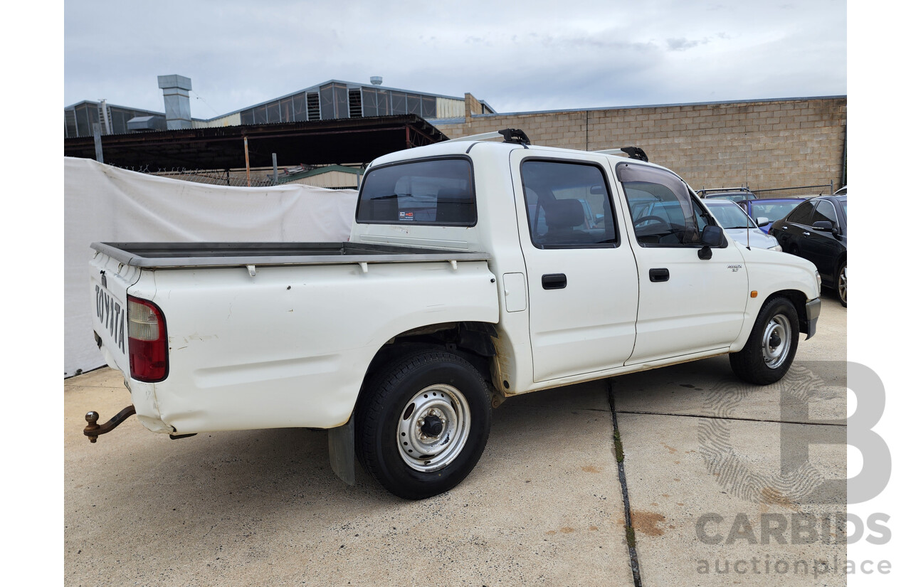 5/2000 Toyota Hilux RZN149R Dual Cab P/Up White 2.7L