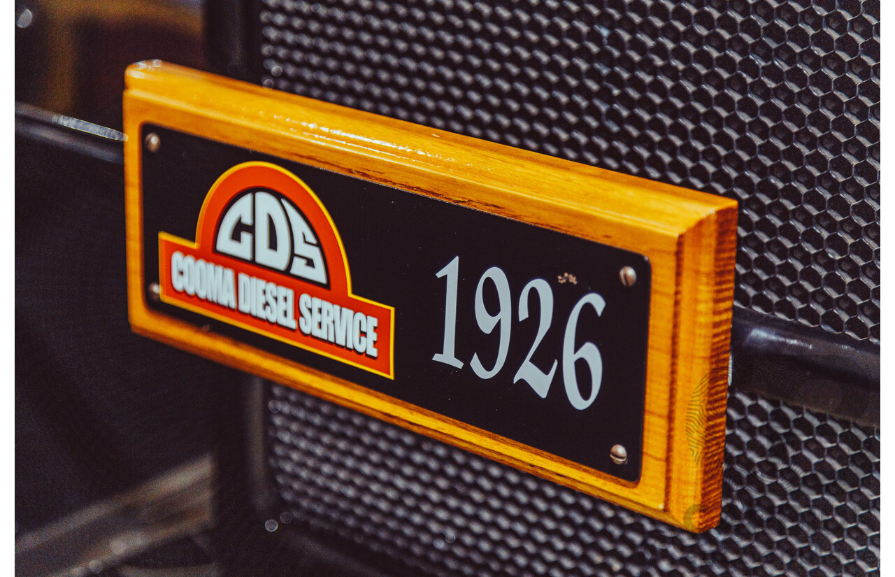 01/1926 Chevrolet Superior Series Truck Black / Red 170ci 2.8L