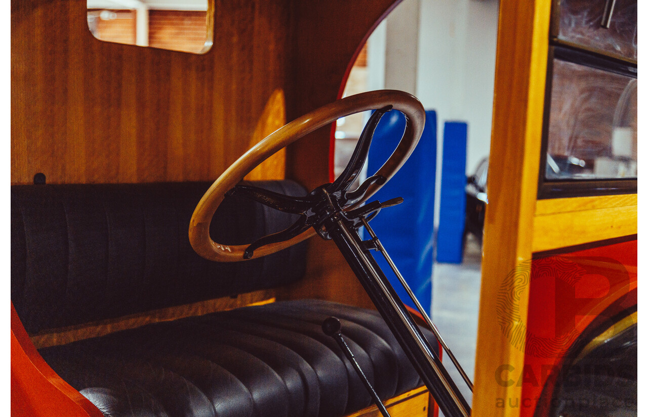 01/1926 Chevrolet Superior Series Truck Black / Red 170ci 2.8L