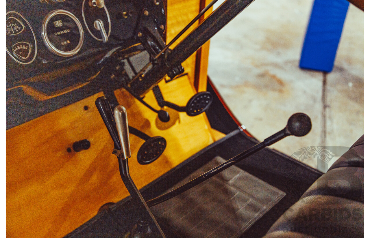 01/1926 Chevrolet Superior Series Truck Black / Red 170ci 2.8L