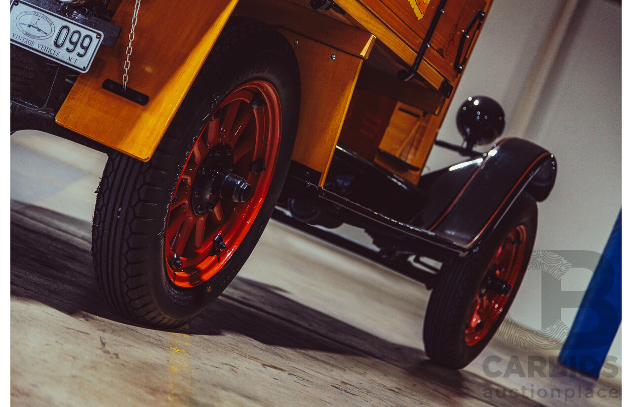 01/1926 Chevrolet Superior Series Truck Black / Red 170ci 2.8L