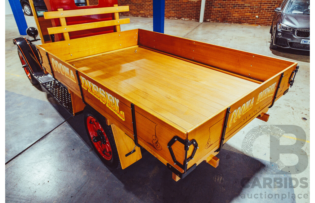 01/1926 Chevrolet Superior Series Truck Black / Red 170ci 2.8L