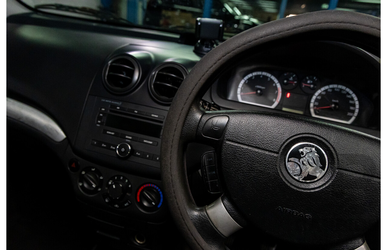 11/2008 Holden Barina  TK MY09 3d Hatchback Horizon Blue 1.6L