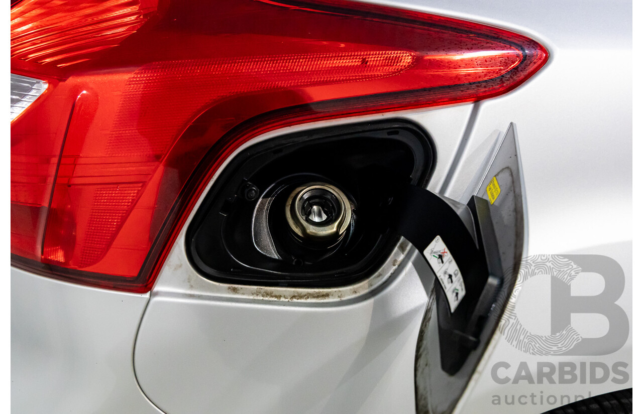 7/2012 Ford Focus Ambiente LW 5d Hatchback Ingot Silver Metallic 1.6L