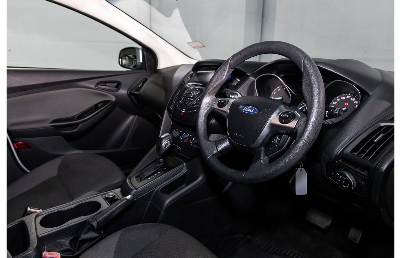 7/2012 Ford Focus Ambiente LW 5d Hatchback Ingot Silver Metallic 1.6L