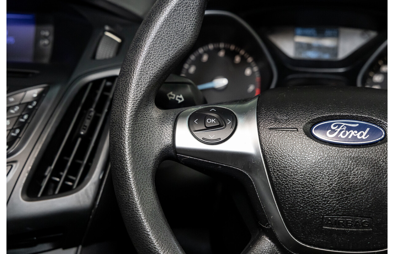 7/2012 Ford Focus Ambiente LW 5d Hatchback Ingot Silver Metallic 1.6L