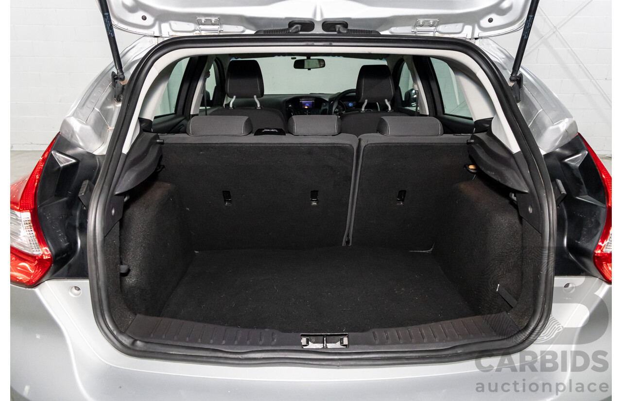 7/2012 Ford Focus Ambiente LW 5d Hatchback Ingot Silver Metallic 1.6L