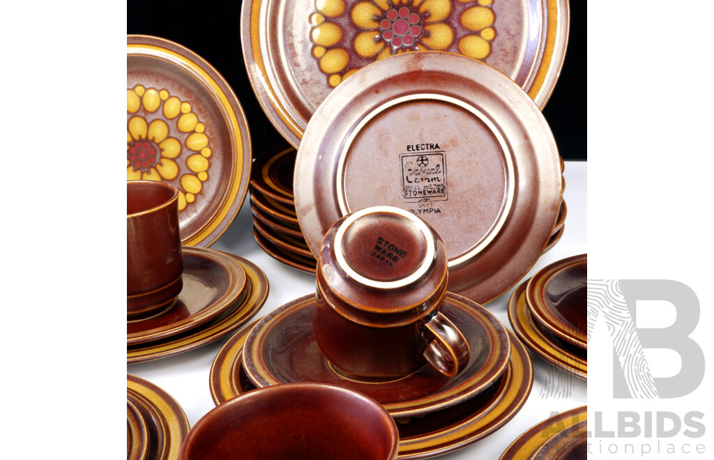 Mid Century 25 Piece Ceram Electra Dinner Service