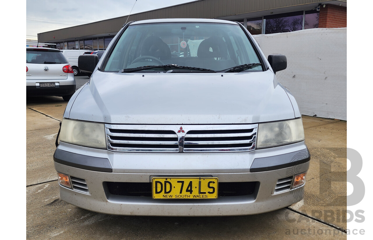 9/2000 Mitsubishi Nimbus  UG 4d Wagon Silver 2.4L