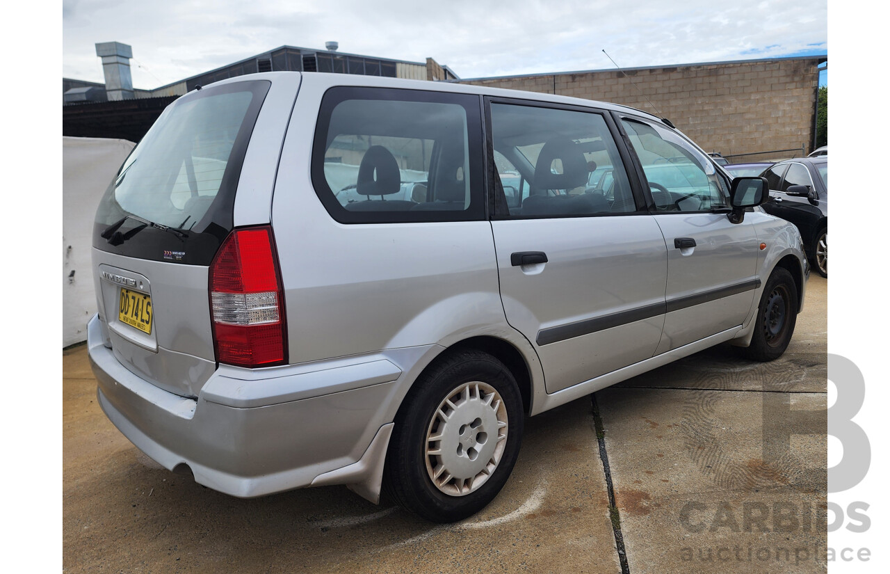 9/2000 Mitsubishi Nimbus  UG 4d Wagon Silver 2.4L