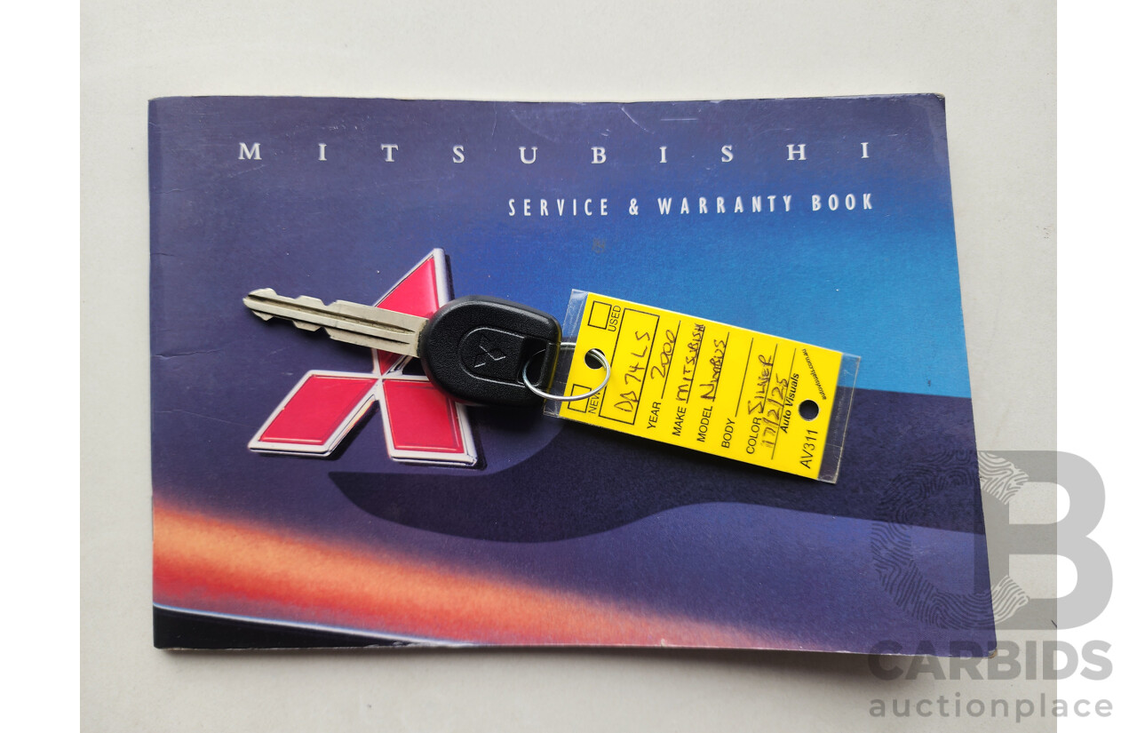 9/2000 Mitsubishi Nimbus  UG 4d Wagon Silver 2.4L