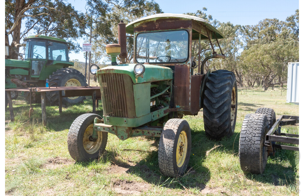 1965, John Deere 2010, 4 Cylinder 2.7L Diesel, 4x2, Open Air Canopy Tractor