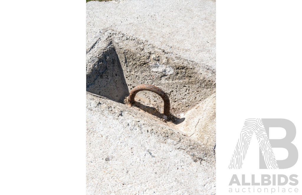 Pallet Containing Quantity of 3 Concrete Blocks Approx 500kg