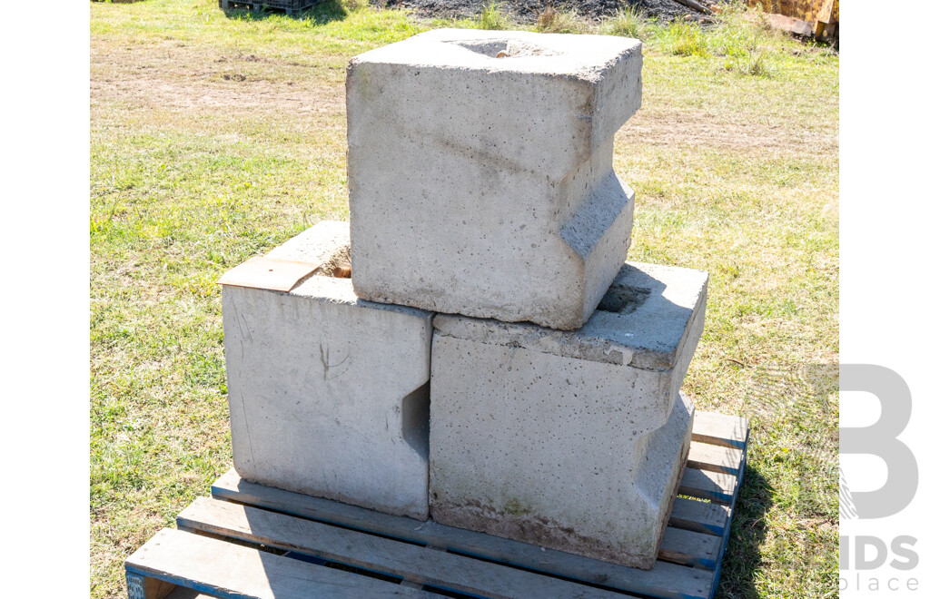 Pallet Containing Quantity of 3 Concrete Blocks Approx 500kg