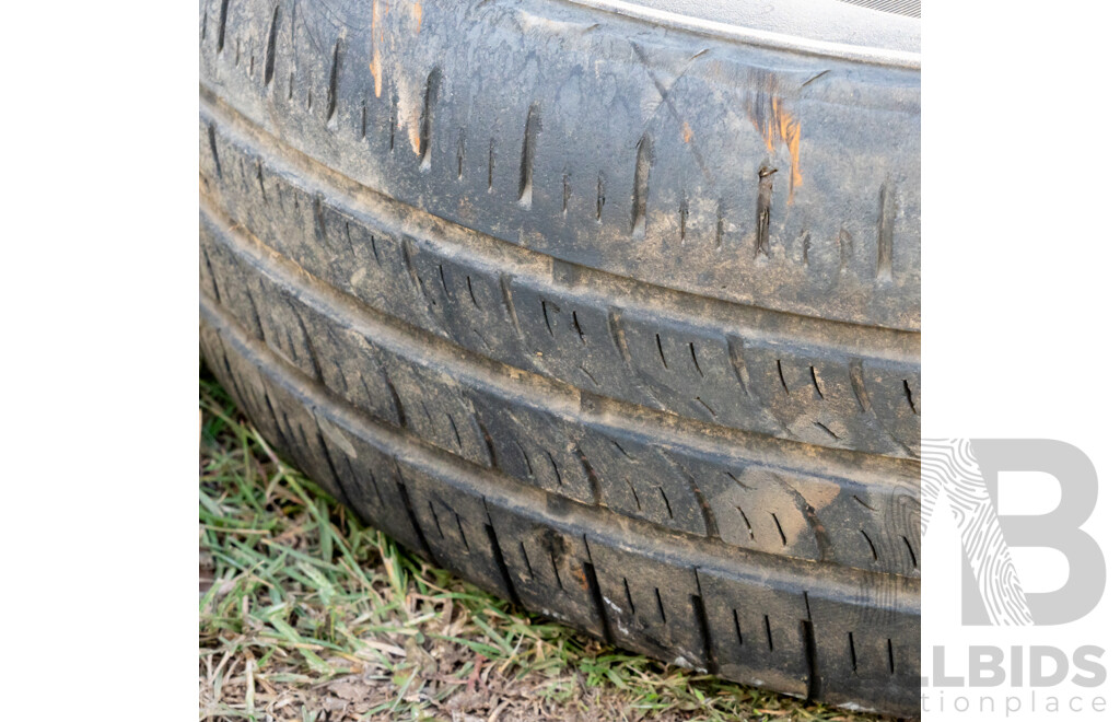 Job Lot 15"Alloy Rims Ford Stud Pattern with Tyre's X 2