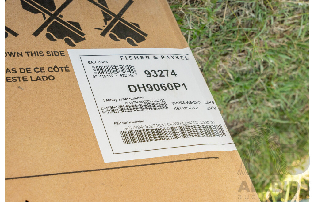 Large Tea Chest Box Containing Aproximately X 15 Heat Extraction Whirlie Birds